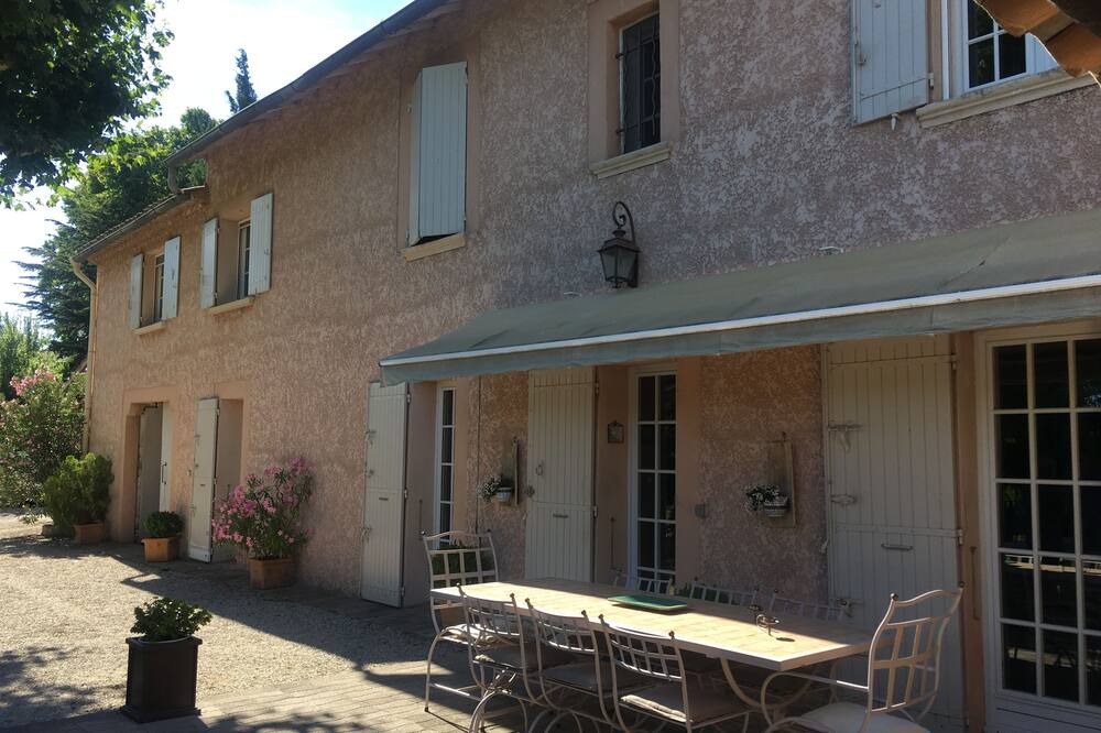 Photo of Patio Balcony in Cabannes