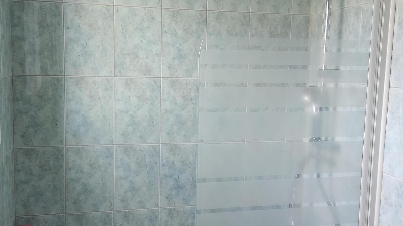Photo of Bathroom in Ploumagoar