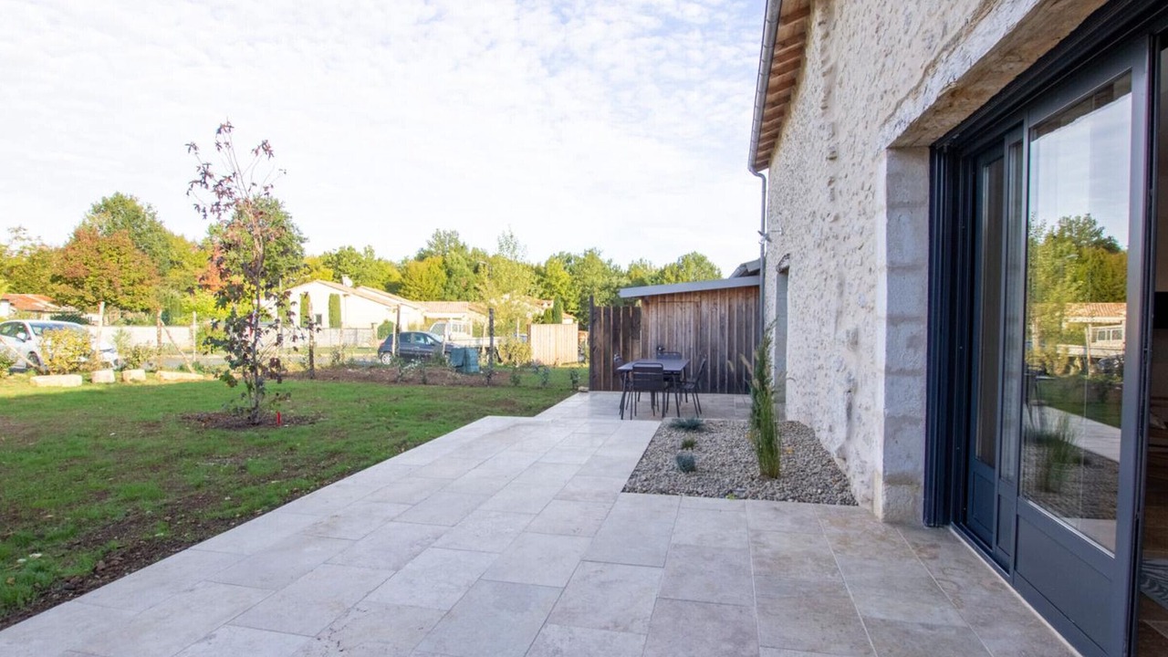 Photo of Patio Balcony in Boulazac-Isle-Manoire