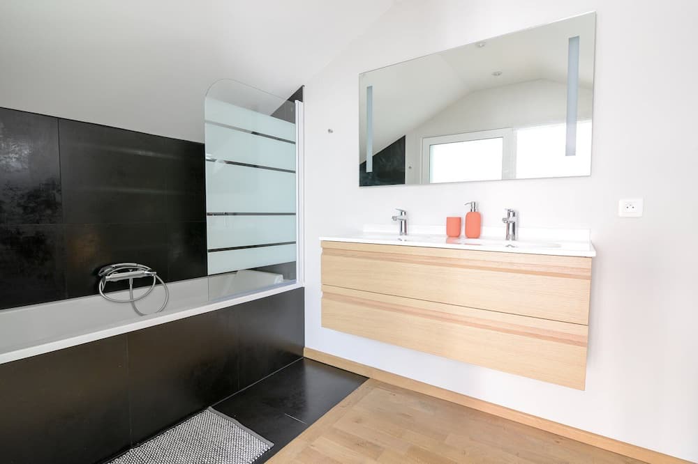 Photo of Bathroom in Rives de Meurthe