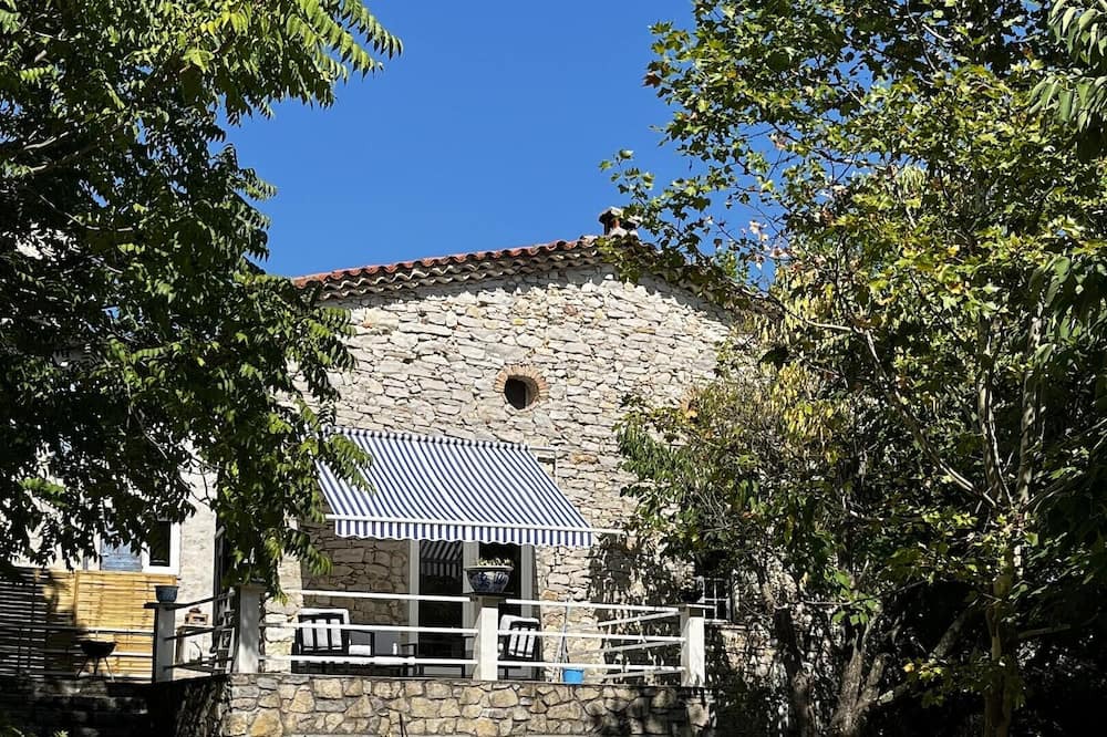 Photo of Outdoor in Saint-Hippolyte-du-Fort