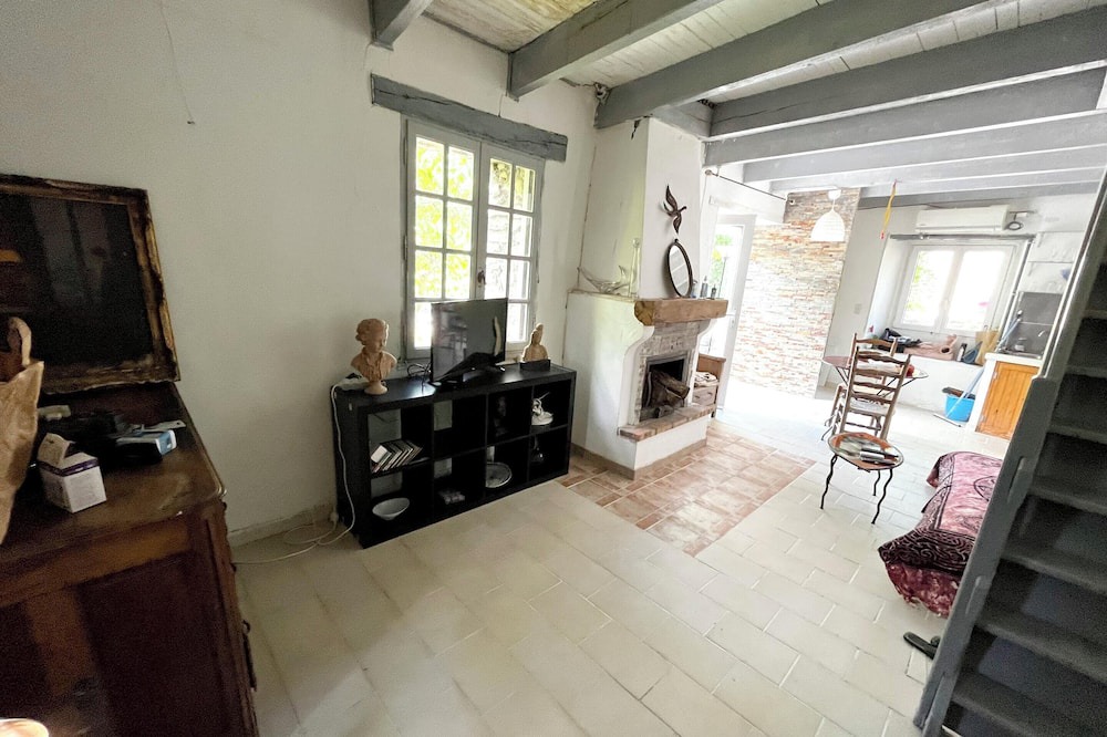 Photo of Livingroom in Saint-Hippolyte-du-Fort
