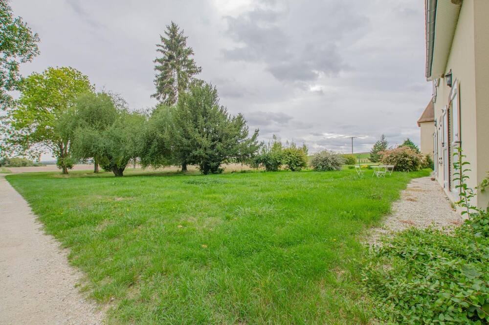 Photo of Outdoor in Trancault