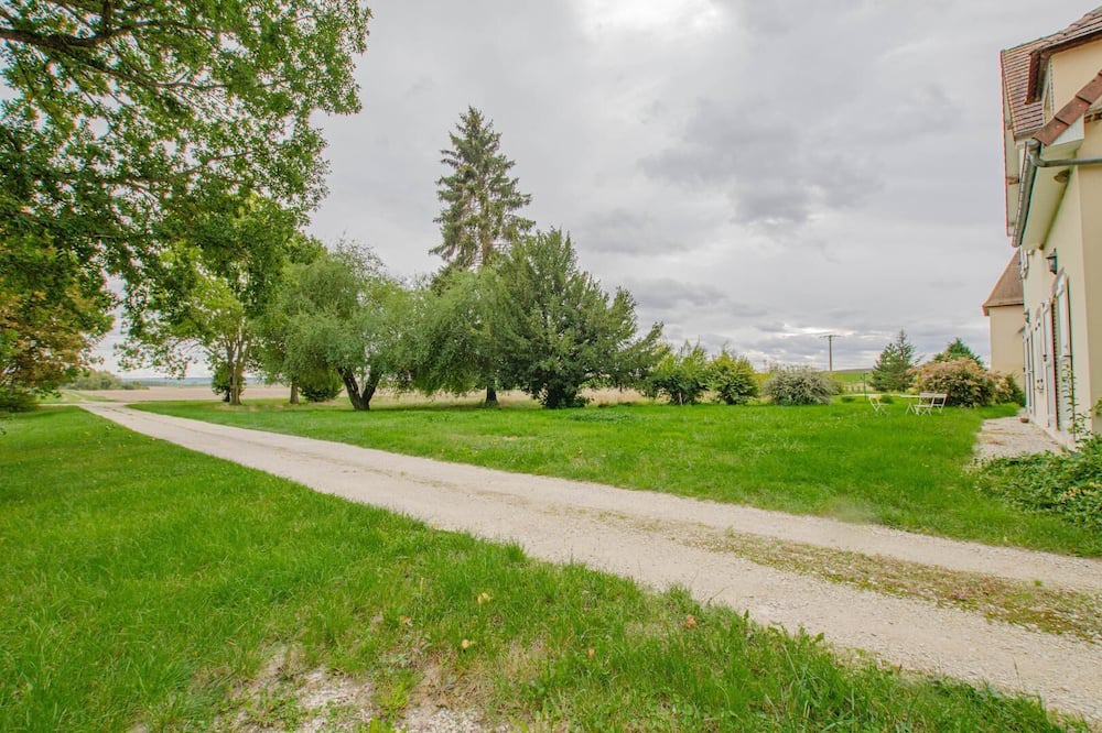Photo of Outdoor in Trancault
