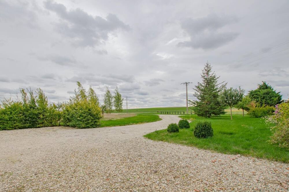Photo of Outdoor in Trancault