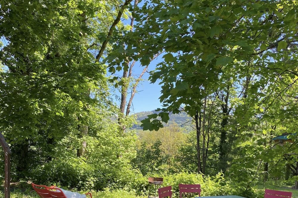 Photo of Outdoor in Pouxeux