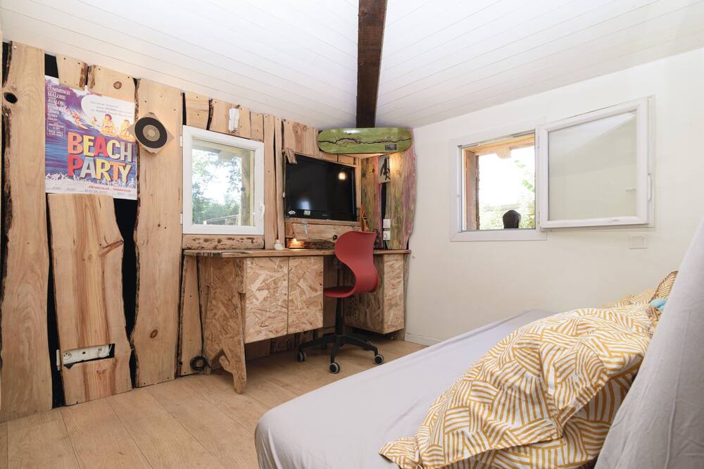 Photo of Bedroom in Saubion