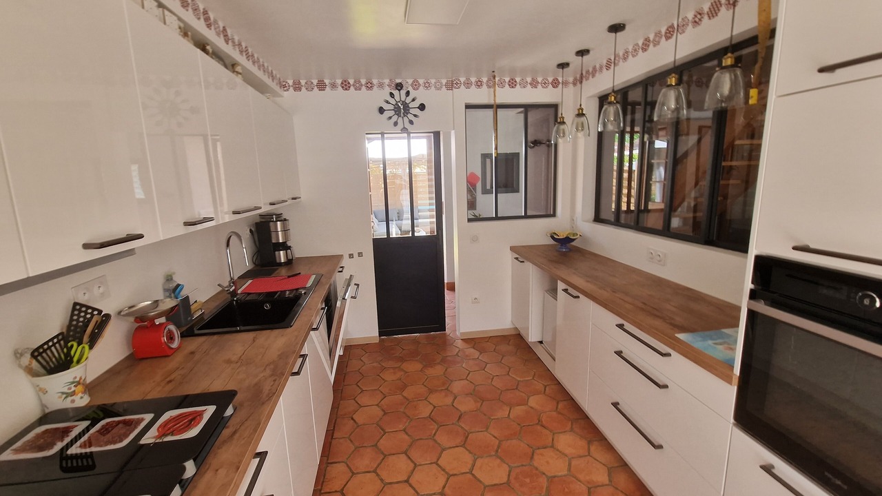 Photo of Kitchen in Journiac