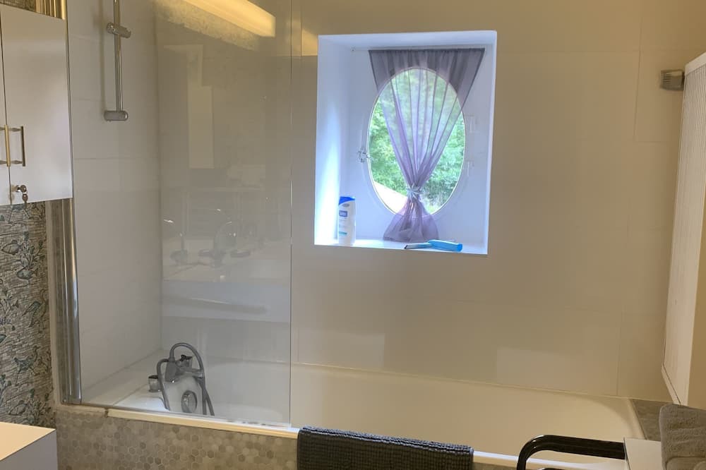 Photo of Bathroom in Malzeville