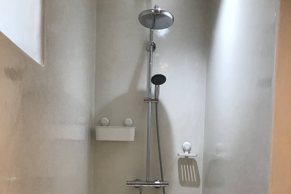 Photo of Bathroom in Planguenoual