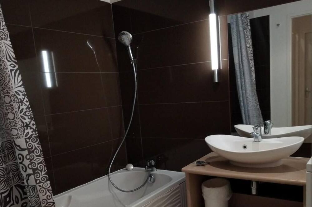 Photo of Bathroom in Jausiers