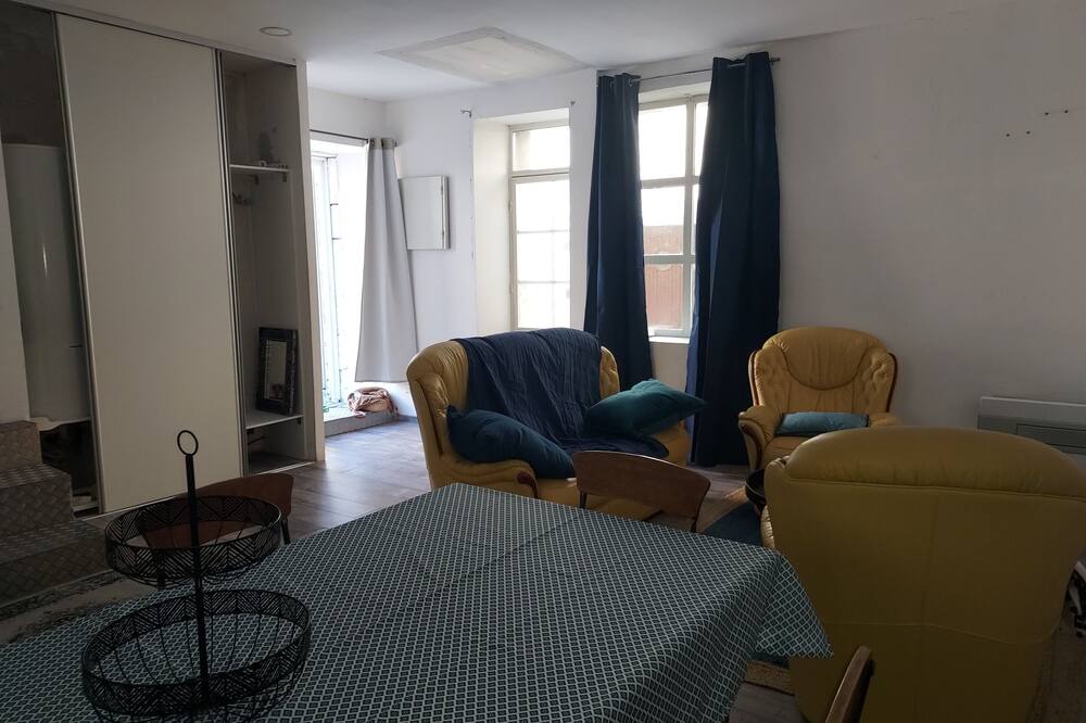 Photo of Bedroom in Ledenon