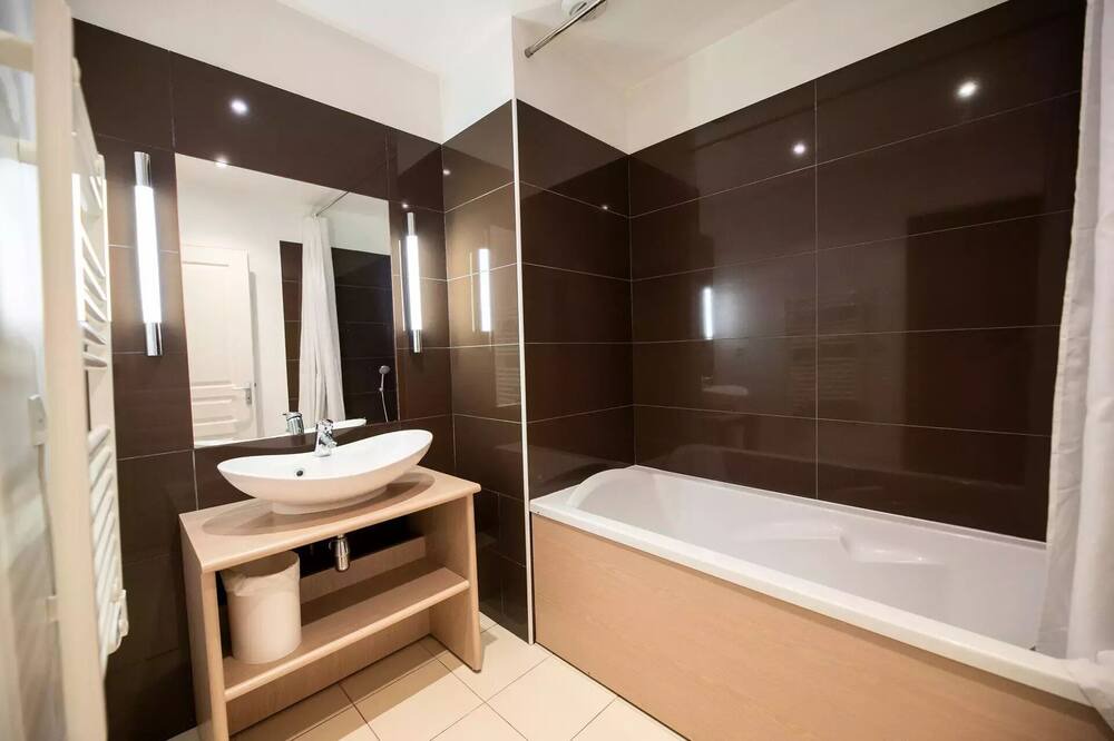 Photo of Bathroom in Jausiers