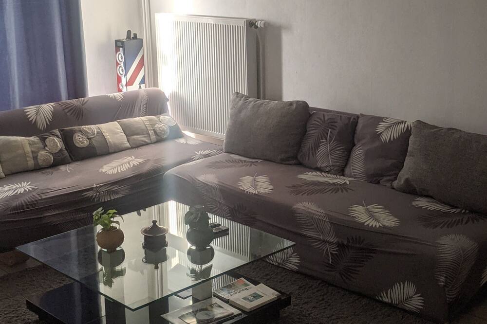 Photo of Livingroom in La Chapelle-Saint-Luc