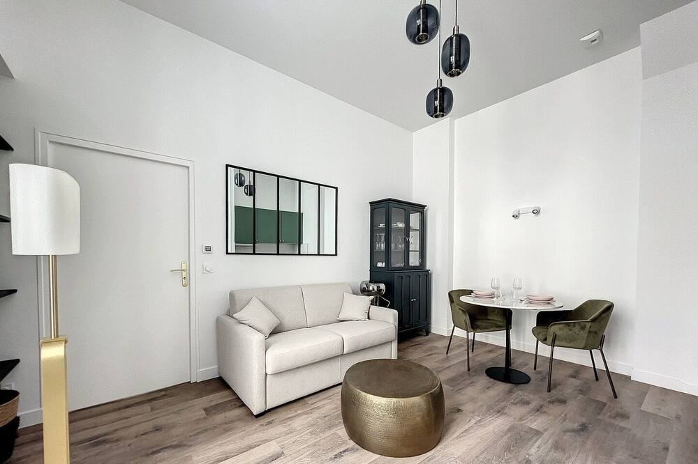 Photo of Livingroom in Sens