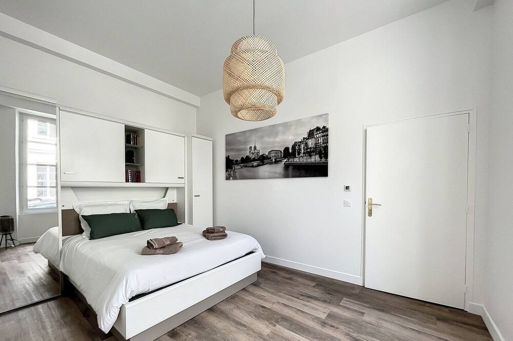 Photo of Bedroom in Sens