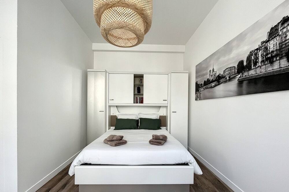 Photo of Bedroom in Sens
