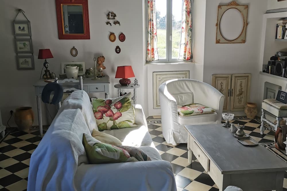 Photo of Livingroom in Plaisance