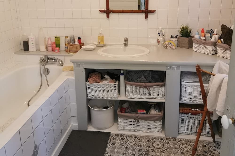 Photo of Bathroom in Plaisance