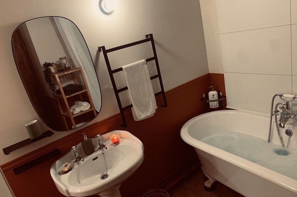 Photo of Bathroom in Verzy
