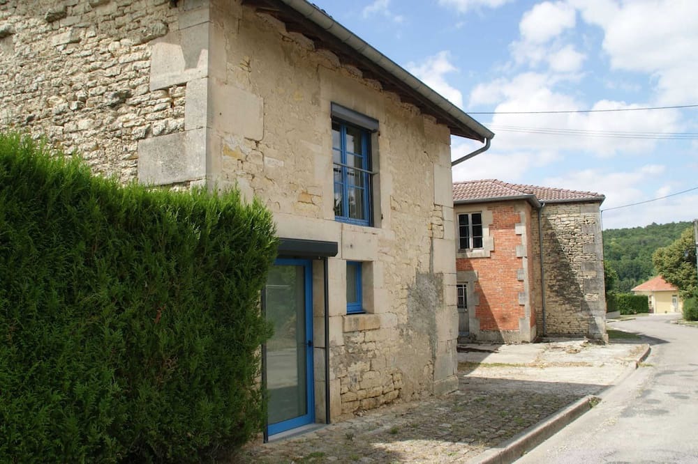 Photo of Others in Bazincourt-sur-Saulx