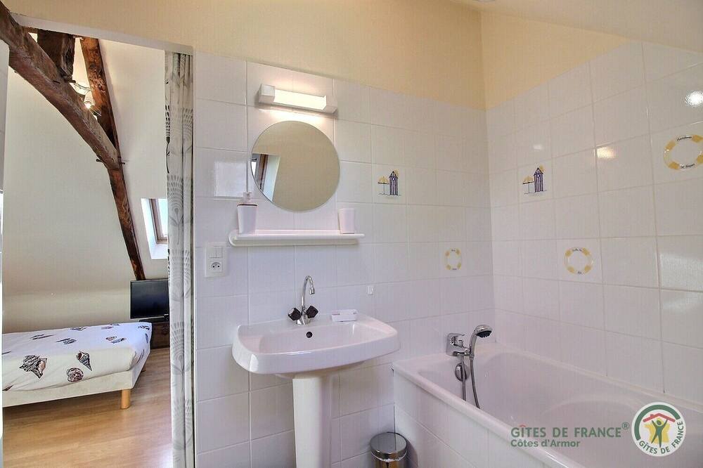 Photo of Bathroom in Saint-Alban