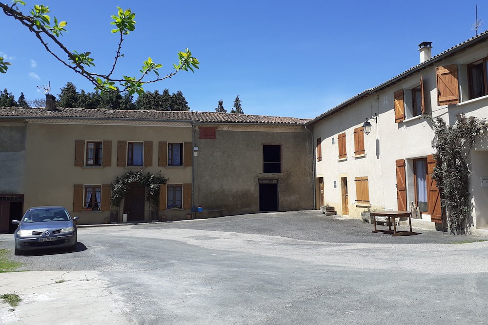 Photo of Outdoor in Roquefeuil