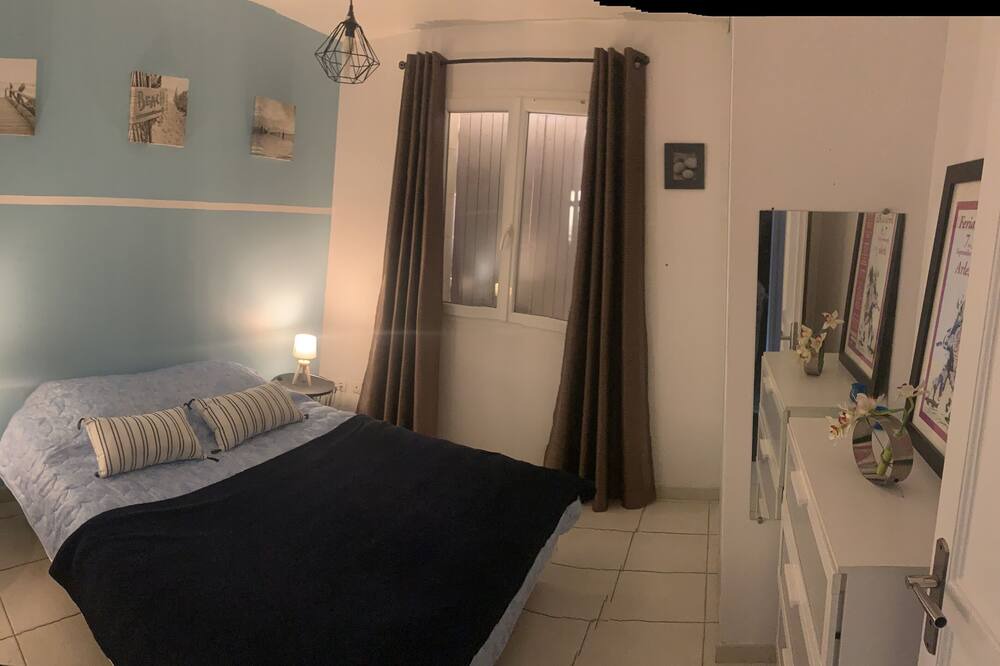 Photo of Bedroom in Beaucaire