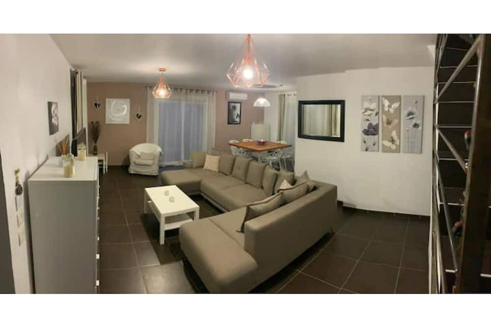 Photo of Others in Beaucaire