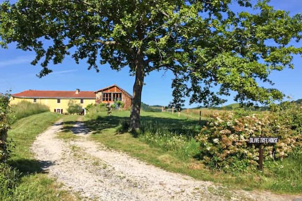 Photo of Outdoor in Montousse