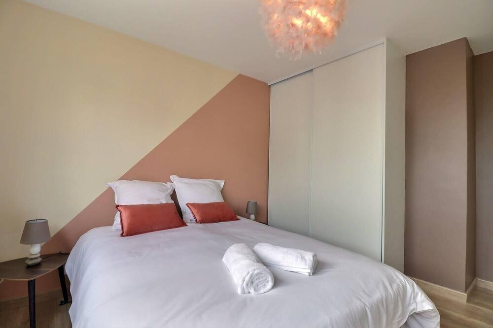 Photo of Bedroom in Troyes