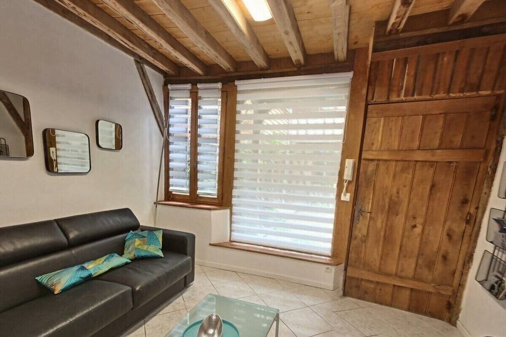 Photo of Livingroom in Old Town