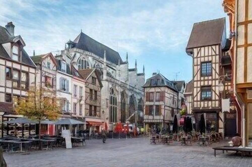 Photo of Others in Old Town