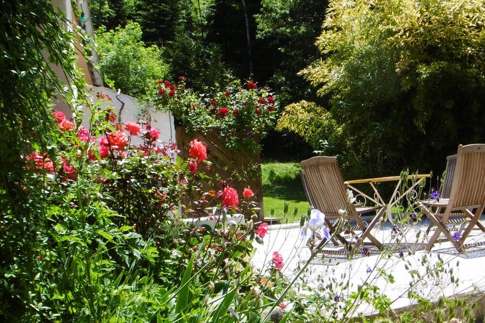 Photo of Outdoor in Fougax-et-Barrineuf