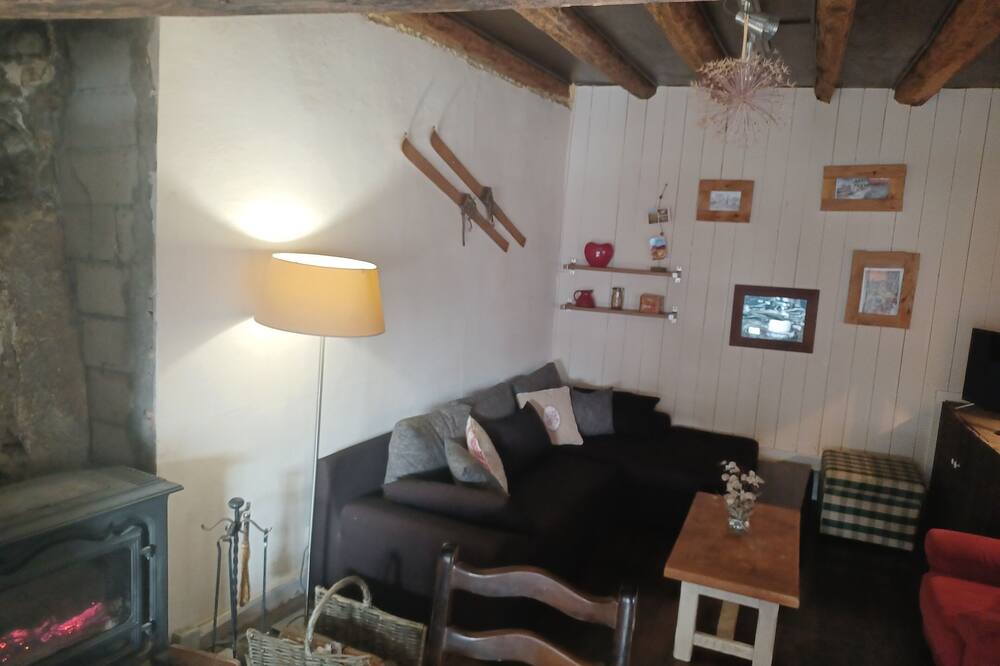 Photo of Livingroom in Mijanes