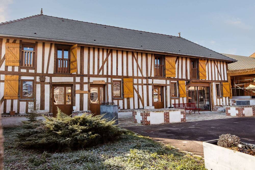 Photo of Outdoor in Bucheres