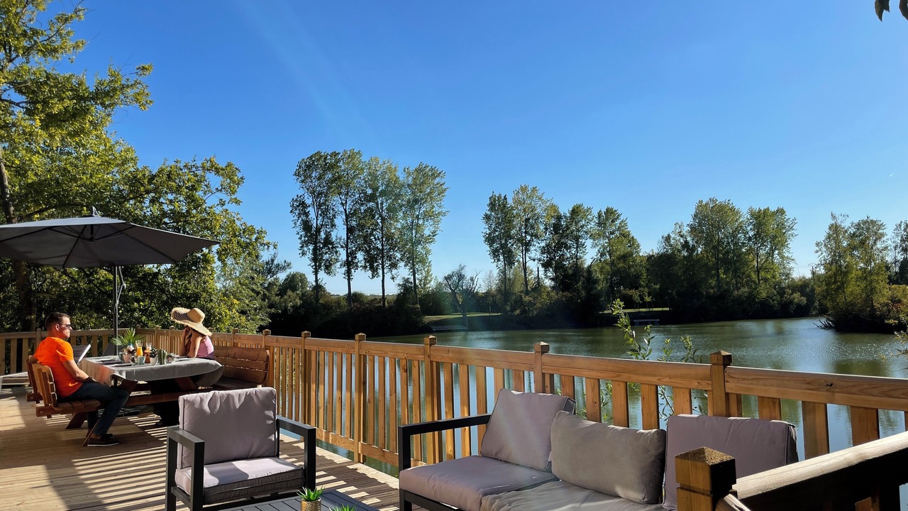 Photo of Outdoor in Gravon