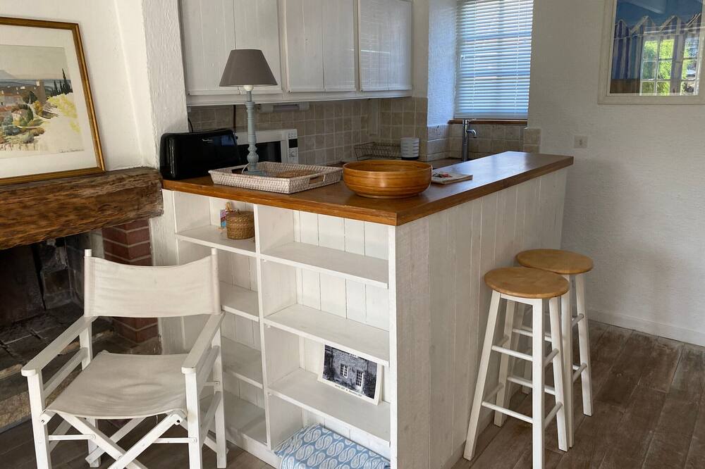 Photo of Kitchen in Saint-Jacut-de-la-Mer