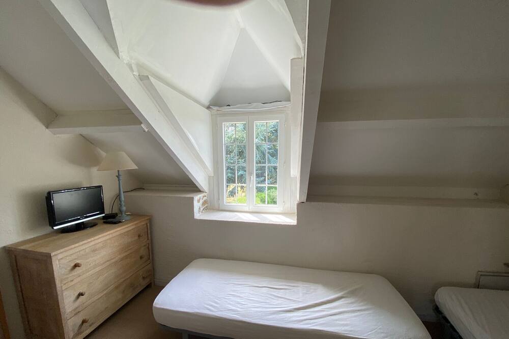Photo of Bedroom in Saint-Jacut-de-la-Mer