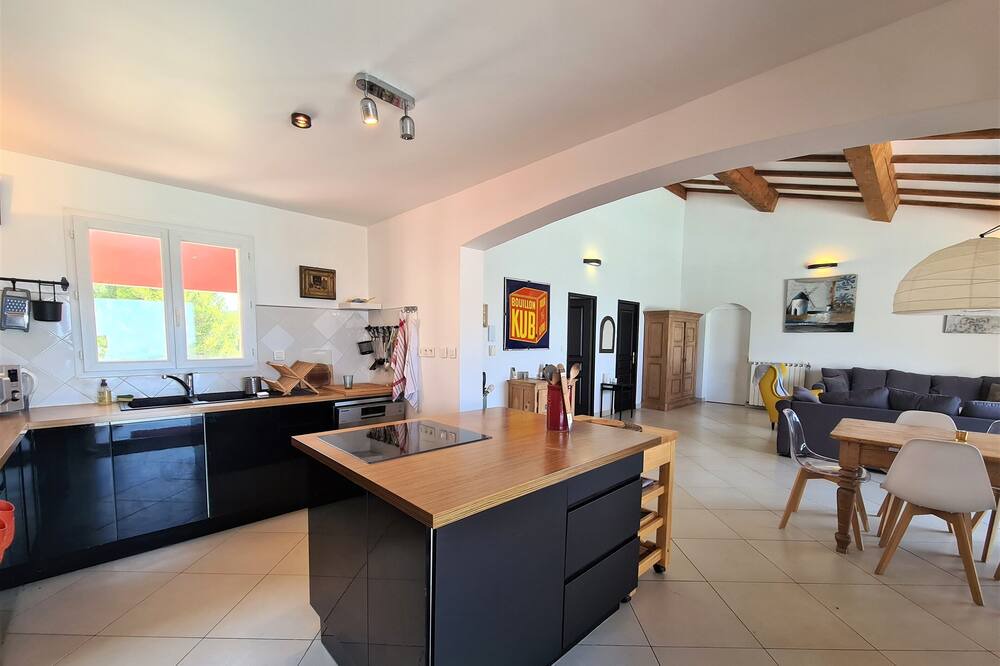 Photo of Kitchen in Le Beausset