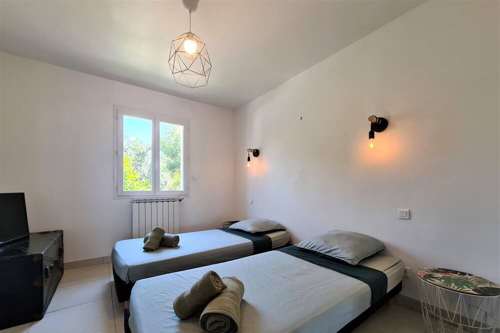 Photo of Bedroom in Le Beausset