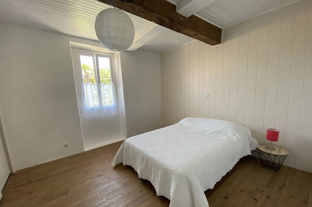 Photo of Bedroom in Marciac