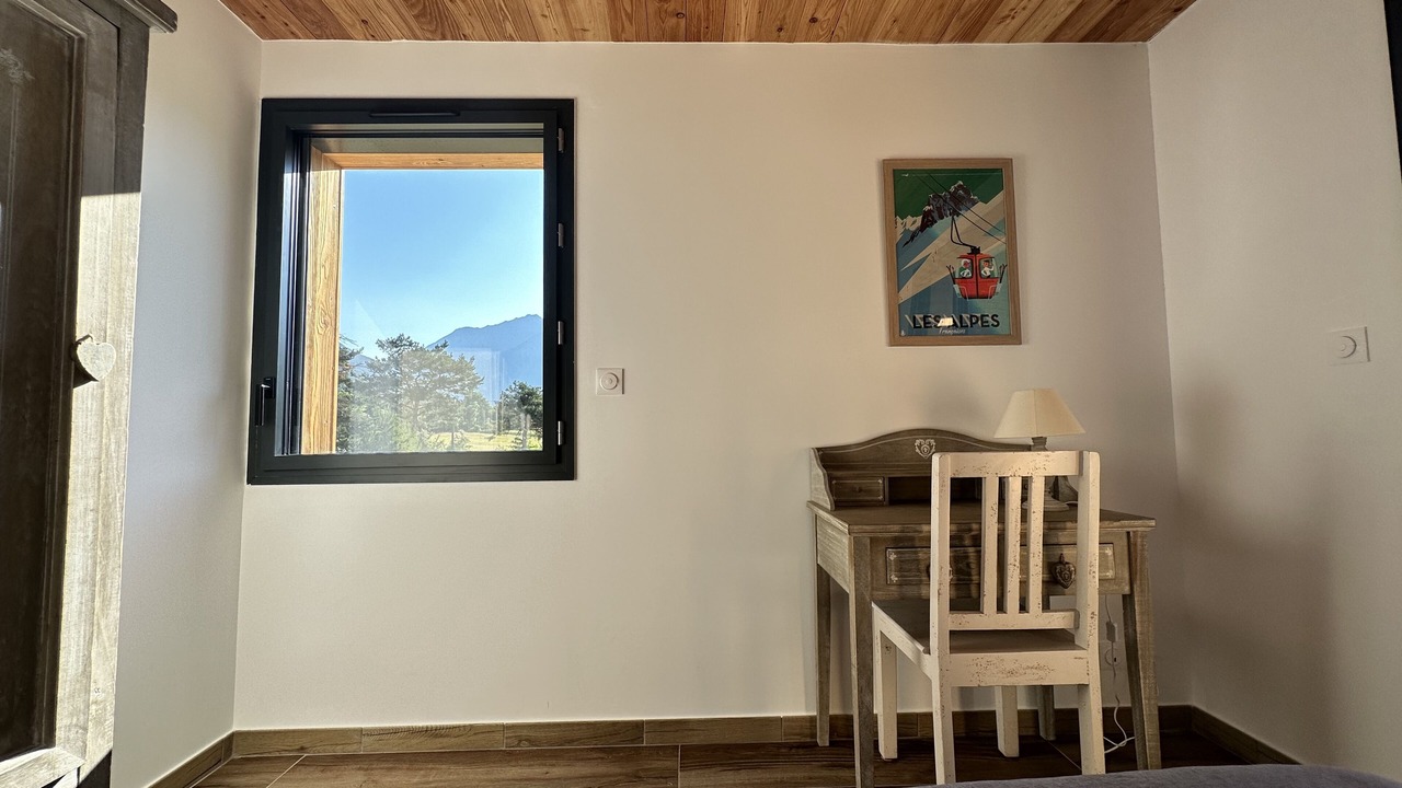 Photo of Bedroom in Faucon-de-Barcelonnette