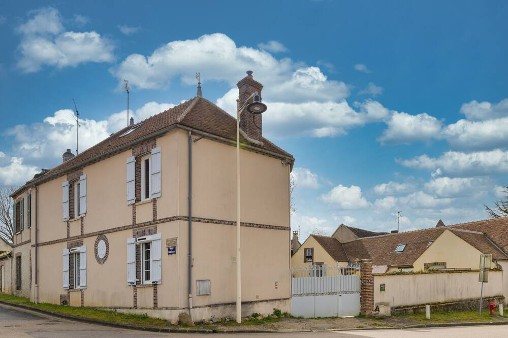 Photo of Outdoor in Fontaine-la-Gaillarde