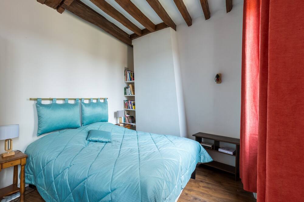 Photo of Bedroom in Fontaine-la-Gaillarde