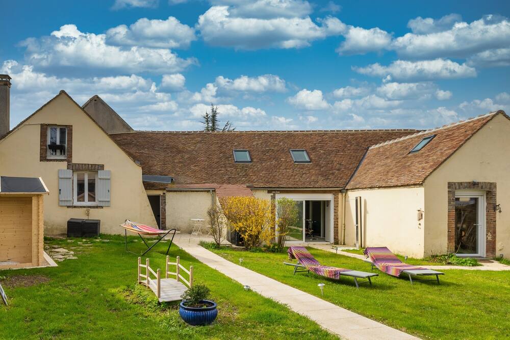 Photo of Outdoor in Fontaine-la-Gaillarde
