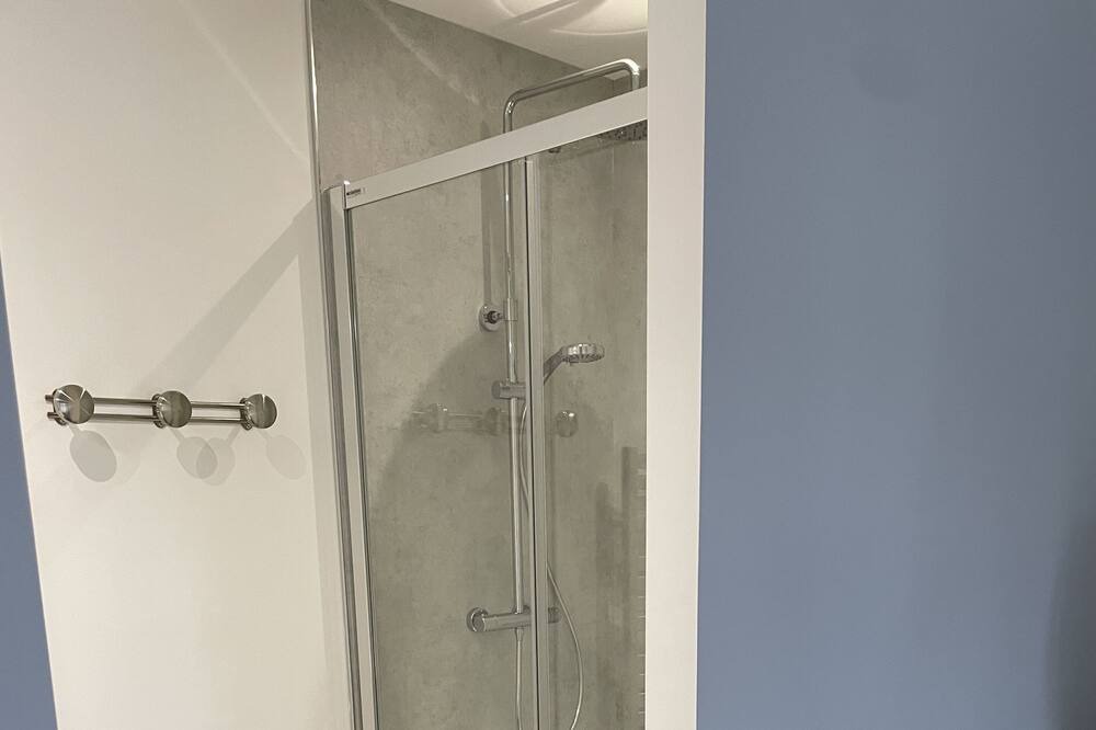 Photo of Bathroom in Riaucourt