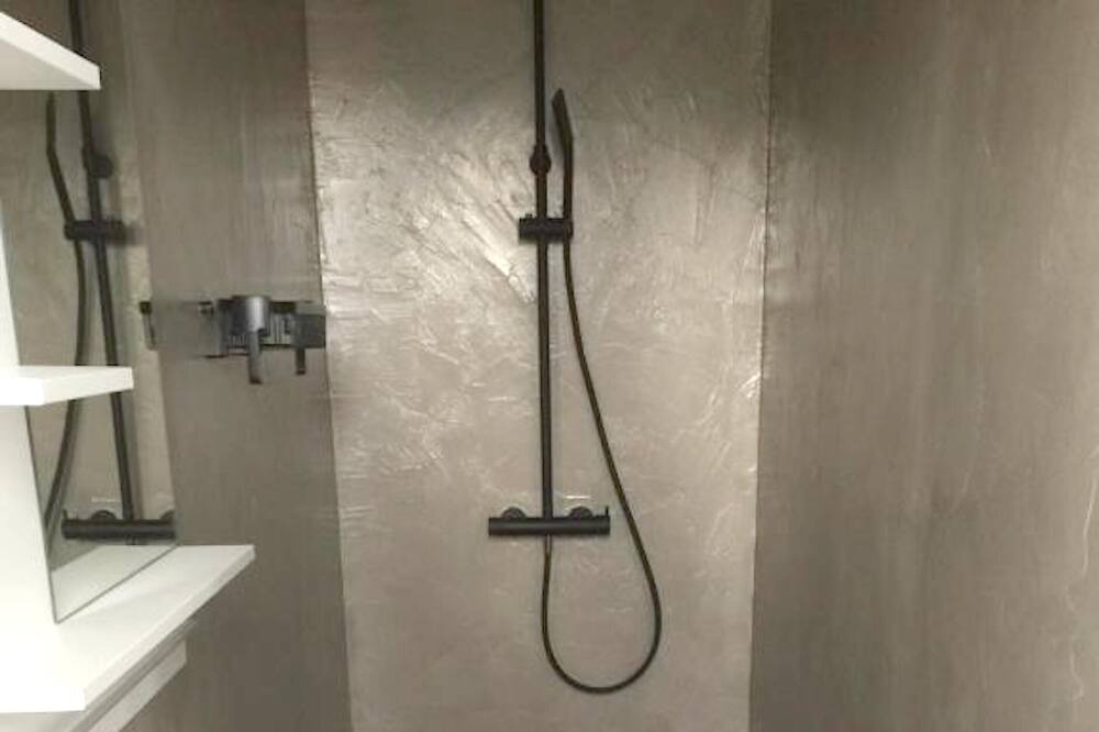 Photo of Bathroom in Fresnes-en-Woevre