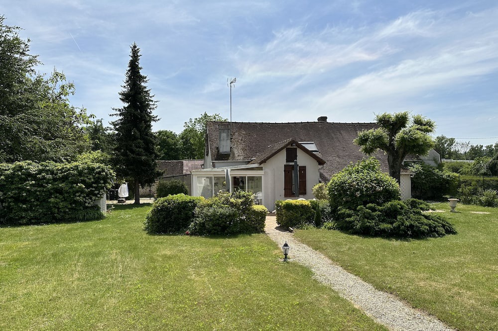 Photo of Outdoor in Herme