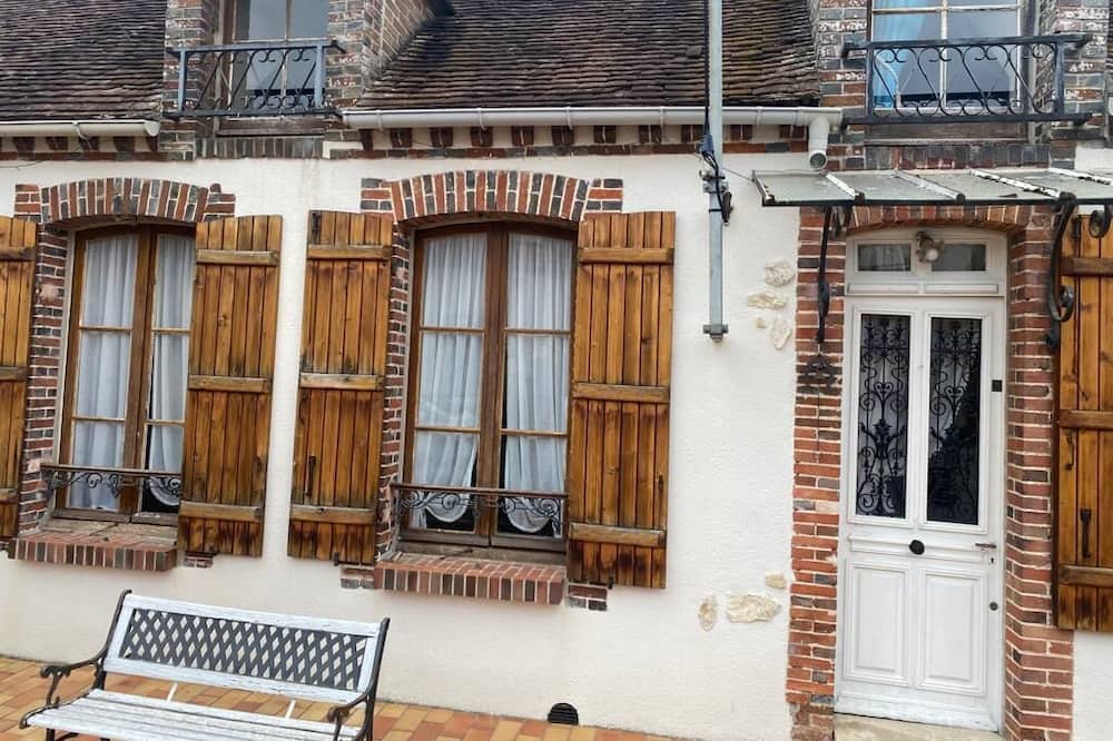 Photo of Outdoor in Herme